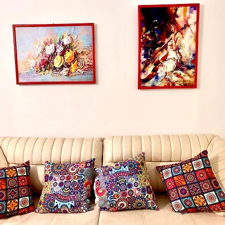Appartement Jazzy Homes 100 Mb Internet